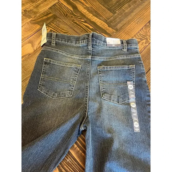 NWT Oshkosh Jeans Boys 14 Denim Causal Back to School Comfy Neutral Match Day - Picture 10 of 14